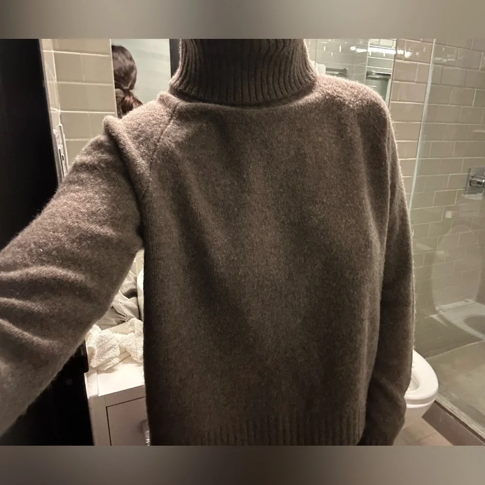Quince Womens 100% Yak Wool Turtleneck Sweater Heather Brown M medium - Picture 2 of 9